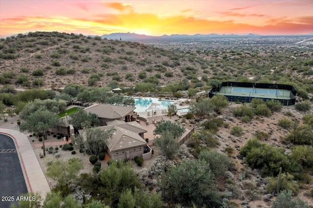 view of aerial view at dusk