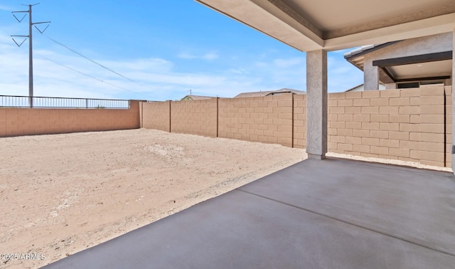 7420 S 76th Ln, Laveen, AZ 85339 - fenced backyard with a patio