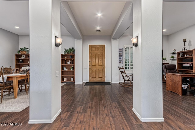 2045 E San Carlos Pl, Chandler, AZ 85249 - foyer featuring wood-type flooring, baseboards, and recessed lighting