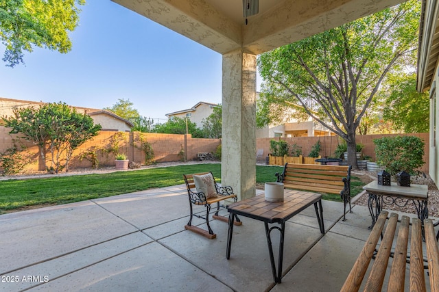 2045 E San Carlos Pl, Chandler, AZ 85249 - view of patio / terrace