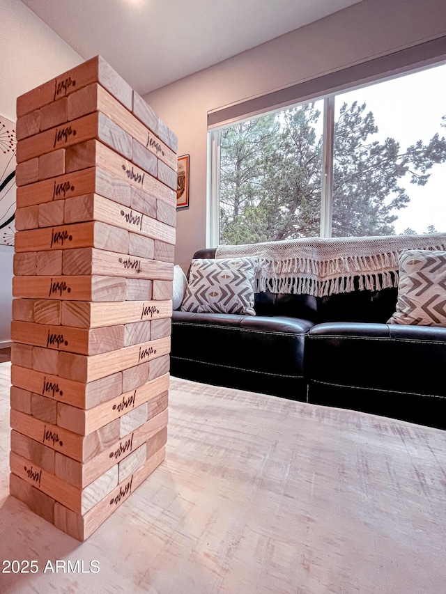 2124 Forest Park Dr, Overgaard, AZ 85933 - view of unfurnished living room