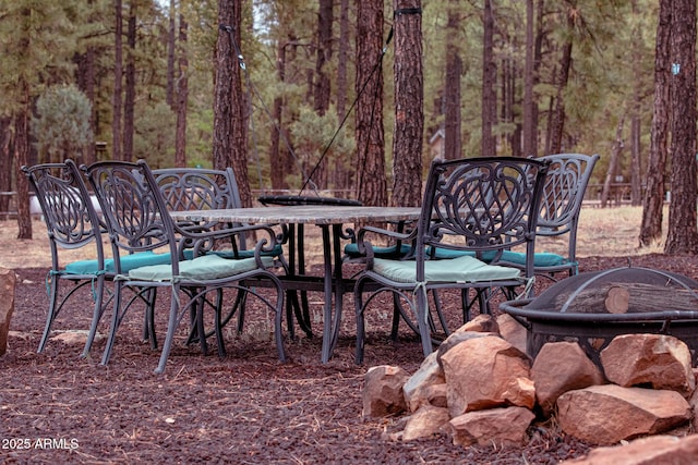 2124 Forest Park Dr, Overgaard, AZ 85933 - view of patio / terrace
