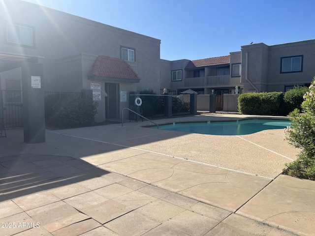 2311 E Hartford Ave Unit 38, Phoenix, AZ 85022 - view of community pool