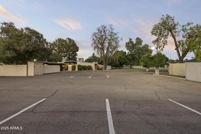 1522 W Myrtle Ave, Phoenix, AZ 85021 - view of uncovered parking lot