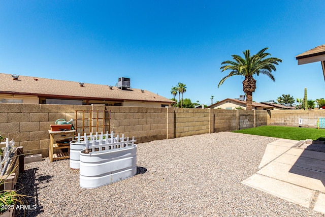 5302 W Poinsettia Dr, Glendale, AZ 85304 - fenced backyard featuring a patio area