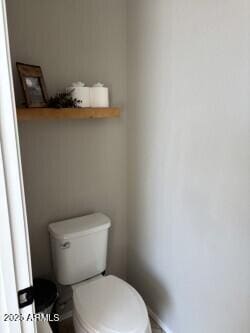 984 W Belmont Red Trl, San Tan Valley, AZ 85143 - bathroom featuring toilet and baseboards