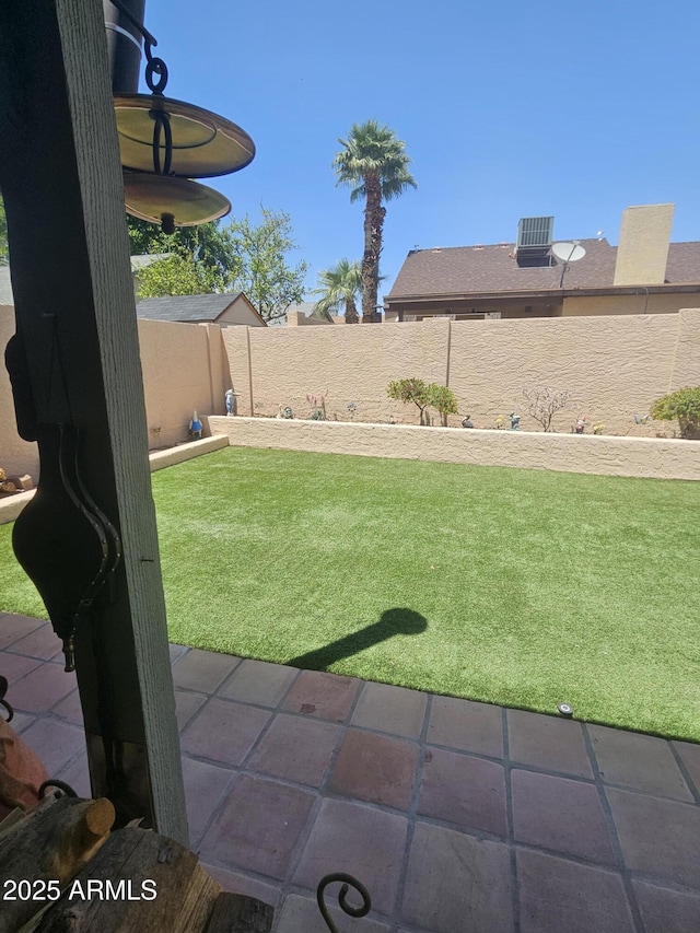 6036 W Mescal St, Glendale, AZ 85304 - view of yard