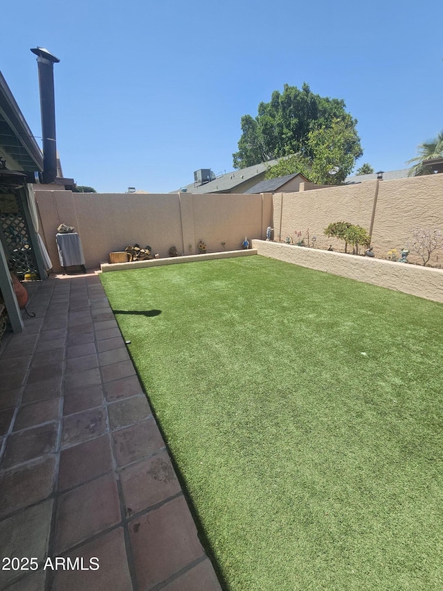 6036 W Mescal St, Glendale, AZ 85304 - view of yard
