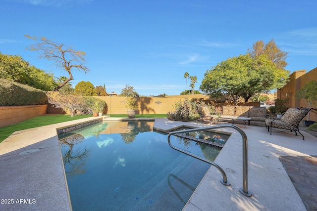 view of swimming pool featuring a patio