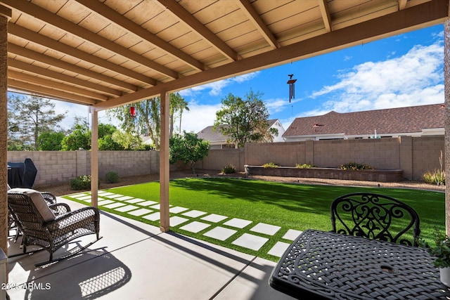 3350 E Rosemonte Dr, Phoenix, AZ 85050 - view of patio / terrace