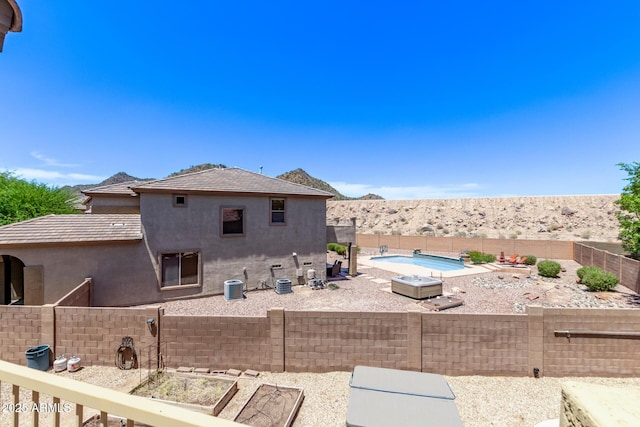 7031 W Lone Tree Trl, Peoria, AZ 85383 - fenced backyard featuring a mountain view