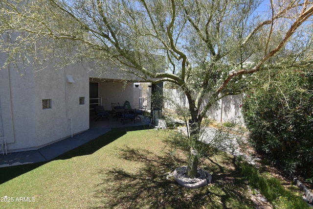 2570 E Manzanita St, Apache Junction, AZ 85119 - view of yard with a patio