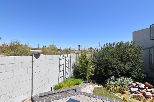 2570 E Manzanita St, Apache Junction, AZ 85119 - view of yard