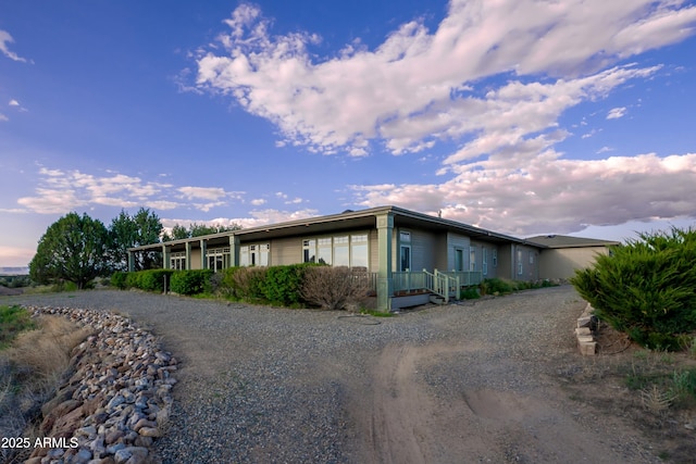 19125 N Lower Territory Rd, Prescott, AZ 86305 - view of front facade featuring curved driveway
