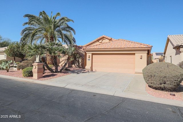 view of front facade with a garage