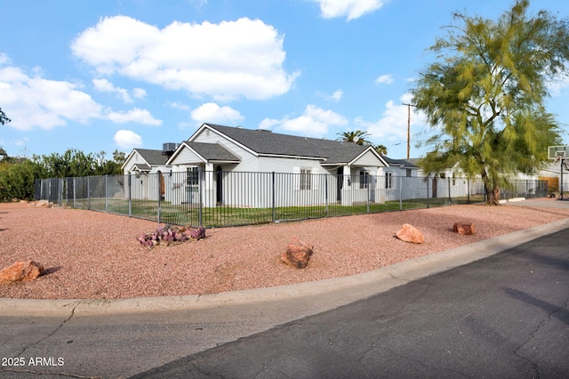 view of front of property