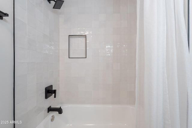 1061 E Fremont Dr, Tempe, AZ 85282 - bathroom with shower / bathtub combination with curtain