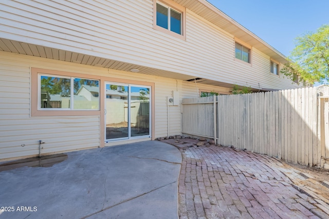 1061 E Fremont Dr, Tempe, AZ 85282 - view of patio / terrace