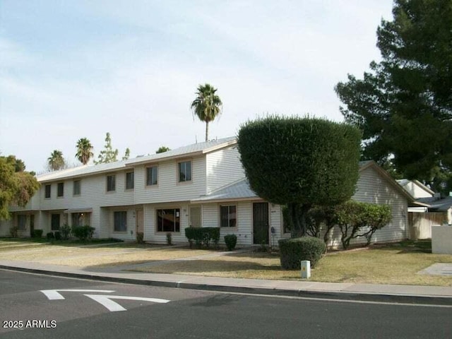 1061 E Fremont Dr, Tempe, AZ 85282 - view of front facade