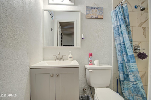 2022 W Atlanta Ave, Phoenix, AZ 85041 - full bathroom featuring curtained shower, toilet, vanity, and a textured wall
