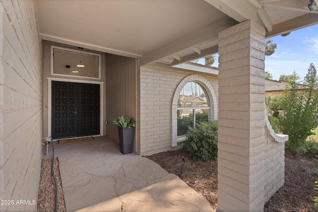 1509 W Kiowa Ave, Mesa, AZ 85202 - property entrance featuring brick siding