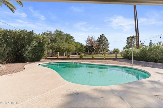 1509 W Kiowa Ave, Mesa, AZ 85202 - outdoor pool featuring a patio area