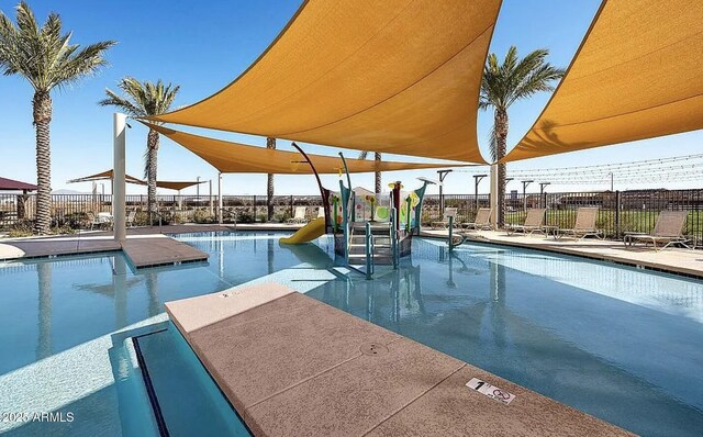 3885 E Kenley Ln, San Tan Valley, AZ 85143 - community pool featuring fence