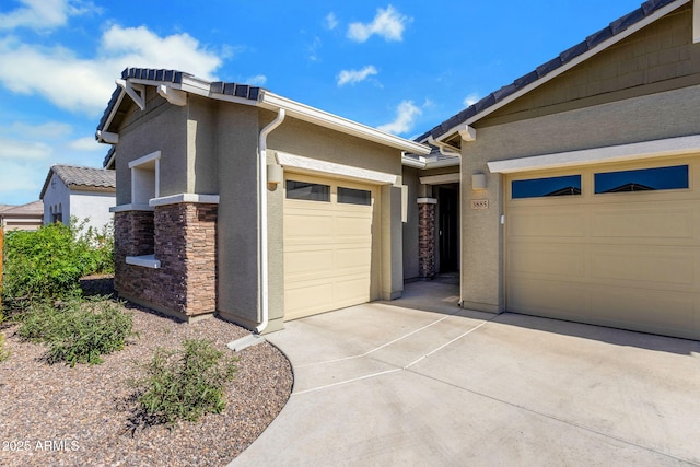 3885 E Kenley Ln, San Tan Valley, AZ 85143 - garage with concrete driveway