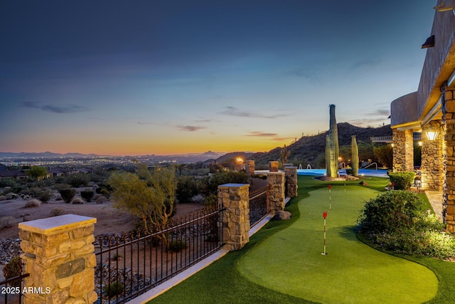 4328 N Pinnacle Ridge Cir, Mesa, AZ 85207 - view of yard with a putting green and a mountain view