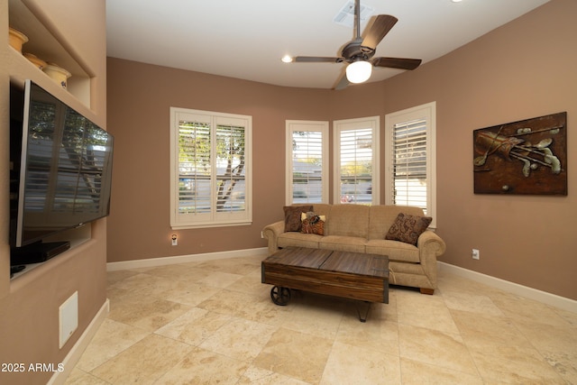 living area featuring ceiling fan, recessed lighting, visible vents, and baseboards