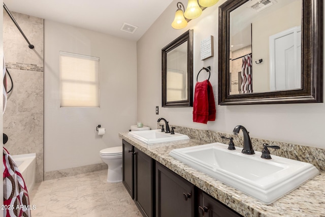 7247 W Buckskin Trl, Peoria, AZ 85383 - full bath featuring double vanity and shower / bathtub combination with curtain