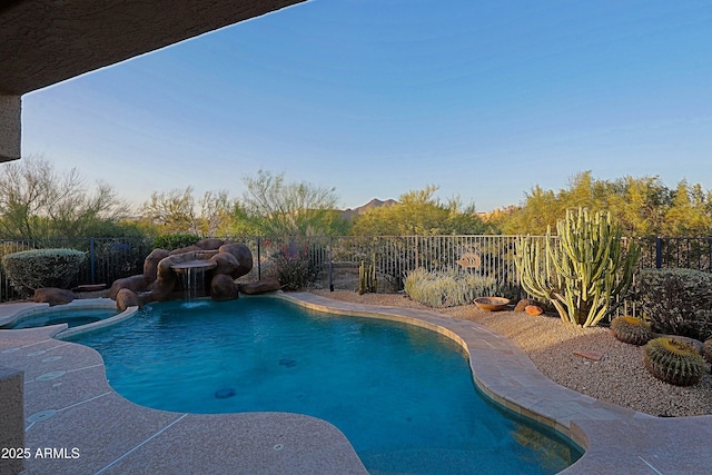5520 E Desert Forest Trl, Cave Creek, AZ 85331 - view of swimming pool featuring a fenced backyard and a pool with connected hot tub