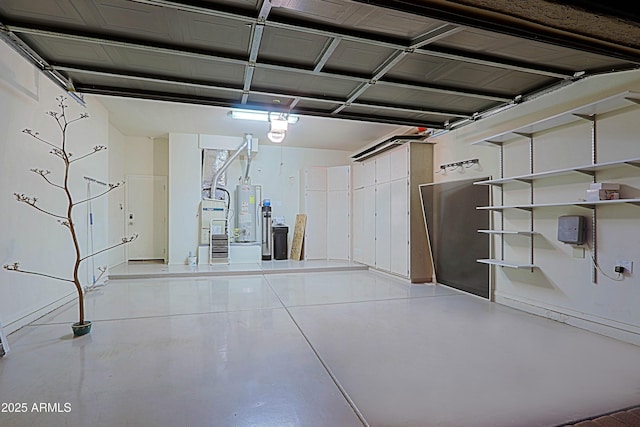 5520 E Desert Forest Trl, Cave Creek, AZ 85331 - garage featuring a garage door opener and gas water heater