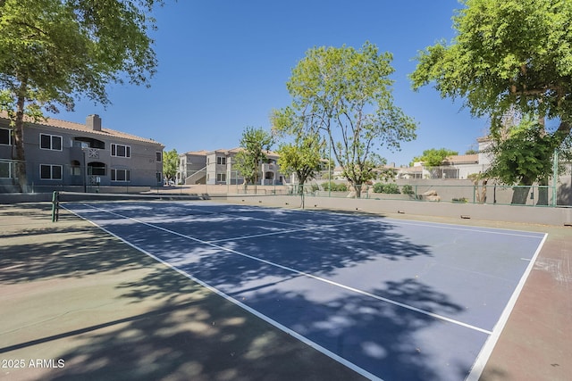 600 W Grove Pkwy Unit 2188, Tempe, AZ 85283 - view of tennis court featuring a residential view