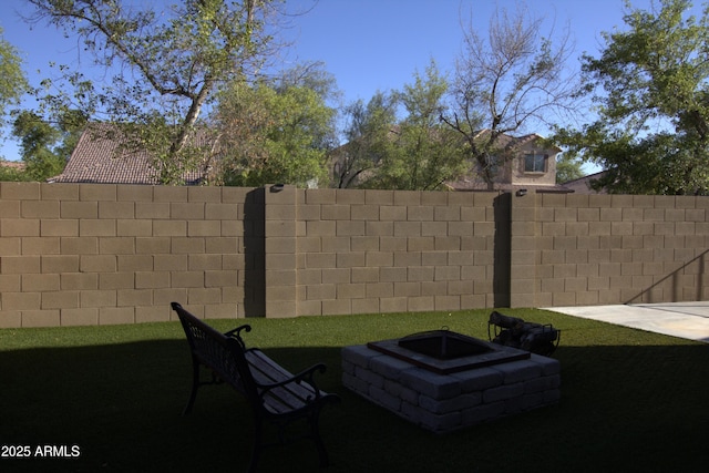 8920 S 40th Ln, Laveen, AZ 85339 - view of yard featuring an outdoor fire pit