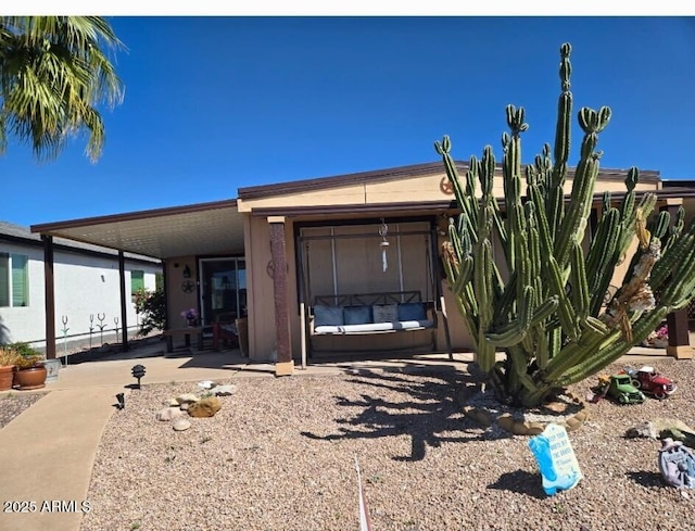 8920 S 40th Ln, Laveen, AZ 85339 - view of front of house featuring a patio