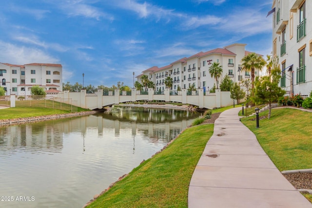 2511 W Queen Creek Rd Unit 378, Chandler, AZ 85248 - water view with fence