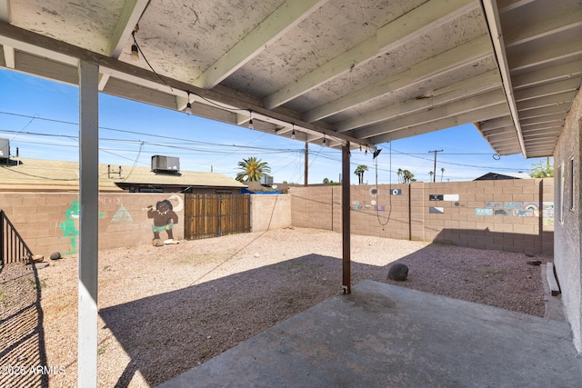 6714 N 26th Dr, Phoenix, AZ 85017 - view of yard featuring a patio and a fenced backyard