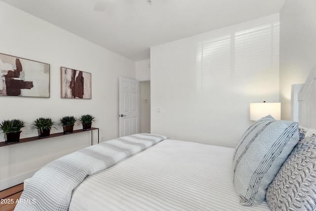 11500 E Cochise Dr Unit 1015, Scottsdale, AZ 85259 - bedroom featuring a ceiling fan