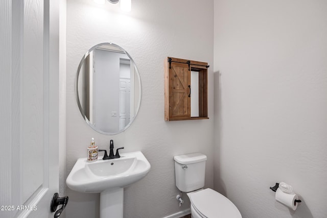 898 E Ladbroke Way, Gilbert, AZ 85297 - bathroom with toilet and a sink