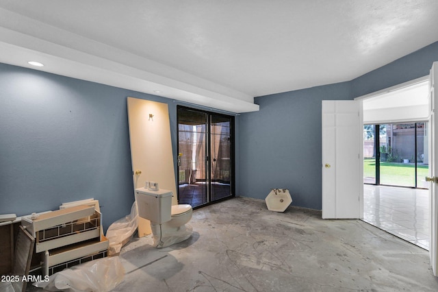 empty room featuring concrete floors