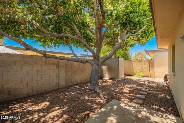 1951 E Del Sur Dr, Tempe, AZ 85283 - fenced backyard with a storage shed
