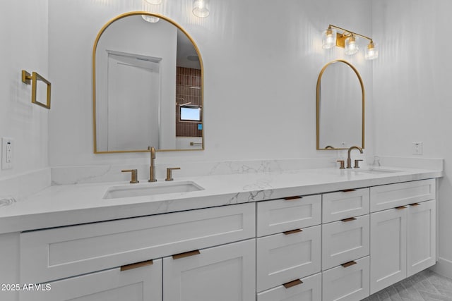 34198 S State Route 89th Hwy, Wickenburg, AZ 85390 - full bath with double vanity