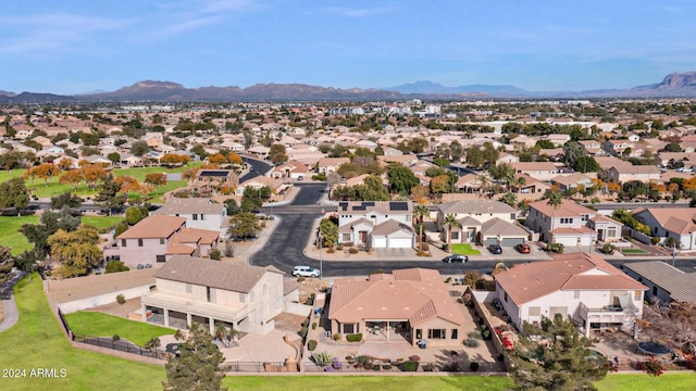 bird's eye view with a mountain view