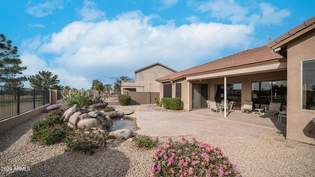 view of yard with a patio area