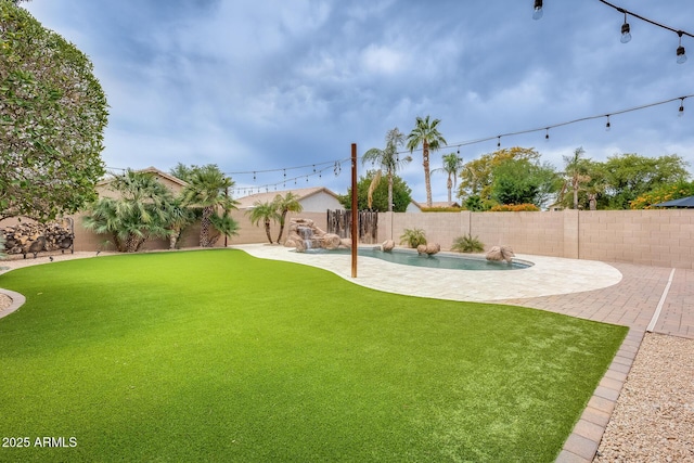 4041 W Hackamore Dr, Phoenix, AZ 85083 - view of yard featuring a patio