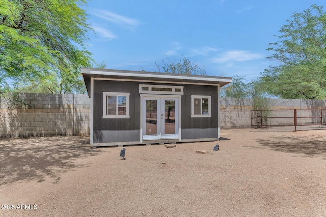12682 N 80th Pl, Scottsdale, AZ 85260 - view of outdoor structure featuring a fenced backyard