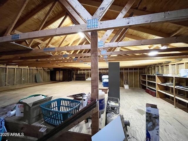 5408 Corda Ln, Show Low, AZ 85901 - miscellaneous room with vaulted ceiling