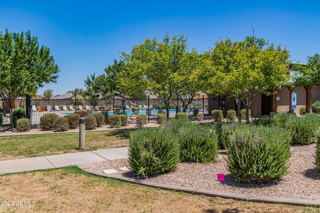 654 E Taylor Trl, San Tan Valley, AZ 85143 - view of community