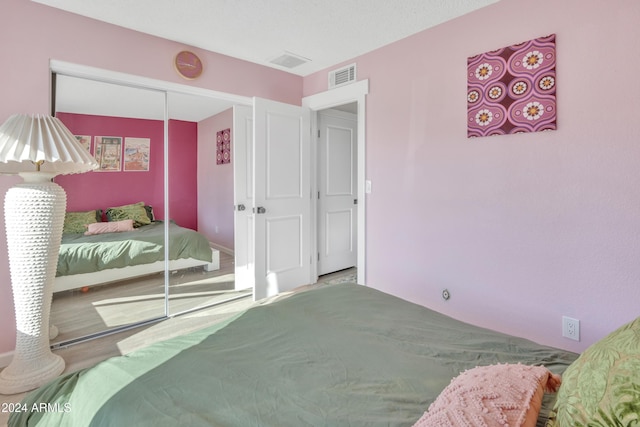 bedroom featuring a closet